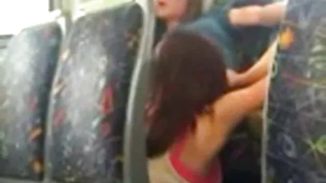Ladyboy Visum alte heisse weiber Bareback Cum Schlucken