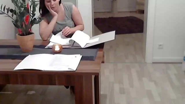 Ein alte schlampen gratis Klebriger Creampie Für