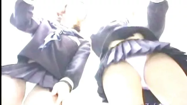 Busty Milf deutsche alte schlampen POV Handjob